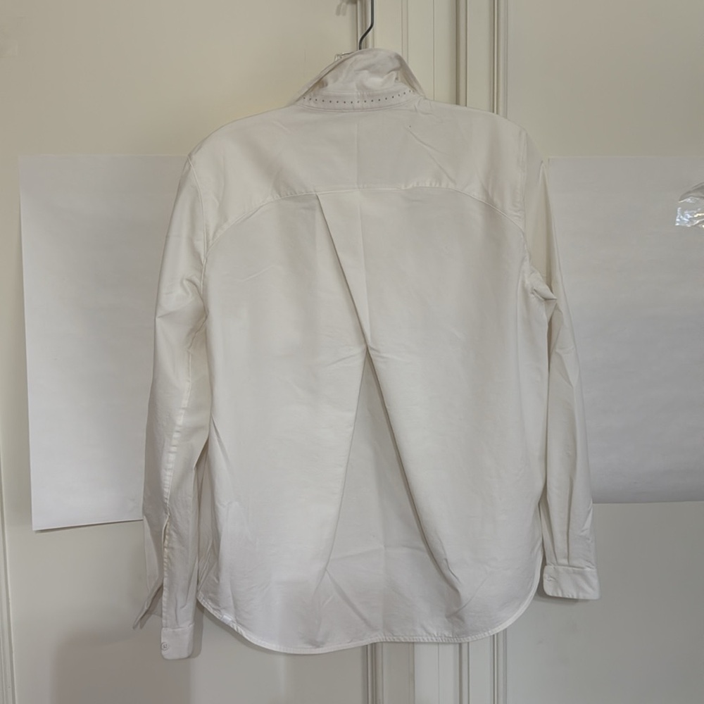 Lululemon full day ahead  Long Sleeve Buttondown Shirt in WHITE. Size 8 no Tag - Picture 2 of 6